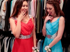 Bundão, Pauzão, Peitos grandes, Boquete, Transar de quatro, Magrinha, Adolescente, Tetas