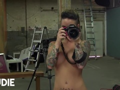 Christy Mack - Christy wants to get her photographer attention