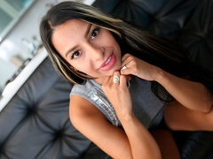 Culo grosso, Pompino, Da dietro, Sega, Mamma che vorrei scoparmi, Strippaggio, Tatuaggi, Tette