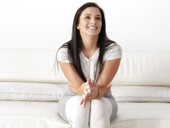 Rumpe, Stor rumpe, Brunette, Runke, Milf, Synsvinkel, Stripping, Pupper