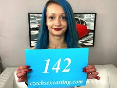 Duży tyłek, Duży kutas, Obciąganie, Styl na pieska, Naturalne cycki, Nastolatki, Cycki