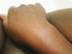 18 jaar, Afrikaans, Zwart, Vrouw, Huisgemaakt, Masturbatie, Alleen, Tiener