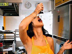 Μεγάλα βυζιά, Ξανθιά, Σκληρό, Λατίνα, Λεσβία, Κιλωτάκια, Βυζιά, Παιχνίδια