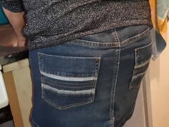 Stor stjärt, Brunett, Kvinna, Hemmagjord, Lesbisk, Pov, Kjol, Styvmamma