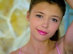 Gros seins, Plantureuse, Masturbation, Seins naturels, Maigrichonne, Solo, Adolescente, Nénés