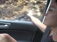 Branlette thaïlandaise, Branlette thaïlandaise, Nue, Huilée, Orgasme, De plein air, Petite femme, Public