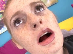 Anális szex, Gesztenyebarna, Cseh, Kutya póz, Női, Fétis, Öklözés, Pirszing