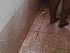 Amateur, Salle de bains, Belle grosse femme bgf, Tromperie, Indienne, Mature, Mouillée