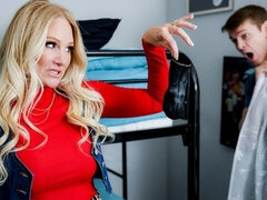 큰 엉덩이, 큰 음경, 큰 가슴, 금발의, 오랄섹스, 도기스타일, 밀프