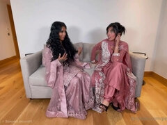 Aaliyah Yasin hot lesbian porn scene