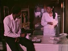 Pauzão, Peitos grandes, Negroa, Ébano negroa, Lésbica, Mãe gostosa, Sexo grupal a três, Vintage