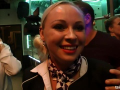 Blondynka, Obciąganie, Obciąganie, Masturbacja, Pornstars, Cipka, Satyna, Ssanie