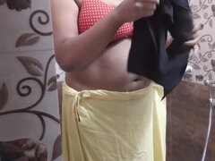 Asijské, Velký zadek, Kuřba, Přichyceni, Creampie, Indické, Mamina, Nevlastní máma