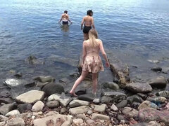 Amatør, Strand, Pik sutte, Blottere, Kæreste, Pov, Snugkigger, Våd
