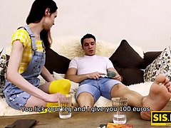 Stor rumpe, Brunette, Bakfra, Hd, Naturlige bryster, Fitte, Sokker, Pupper