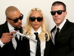 Blondína, Kuřba, Dvojitá penetrácia, Honění, Medzirasové, Mmz, Švédska rojka, Kozičky