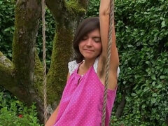 Katie the natural hottie is going to show off her bod