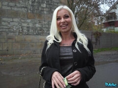 Veľké péro, Blondína, Českej, Na psíka, Peniaze, Na verejnosti, Tetovanie, Kozičky