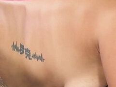 Amatør, Asiater, Kukk suging, Sæd i munnen, Milf, Synsvinkel, Tattovering