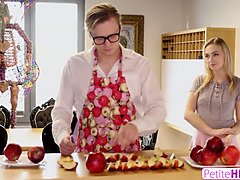 Ondó fröcskölés, Kézimunka, Hd, Konyha, Filigrán alkatú, Nuni, Leborotvált, Begyek