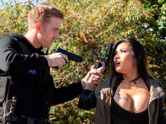 Grosse titten, Braunhaarige, Hundestellung, Handjob, Hardcore, Interrassisch, Milf, Rasiert