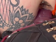 Amateur, Anal, Britannique, Double pénétration, Lesbienne, Piercing, Strapon, Plan cul à trois
