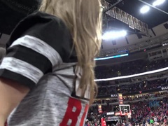 Blondi, Tyttöystävä, Lävistys, Julkinen, Pillu, Suihku, Strippaus, Tissit