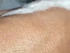 Amatööri, Vessa, Intialainen, Itsetyydytys