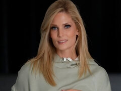 Veľký zadok, Veľké péro, Kuřba, Na psíka, Prirodzené prsia, Krátke vlasy, Teenka, Kozičky