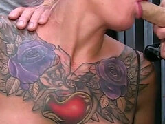 Amateur, Gros seins, Sucer une bite, Britannique, Mature, Mère que j'aimerais baiser, Nénés, Épouse