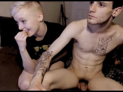 18, Amatorka, Emo, Krótkie włosy, Kamerka internetowa