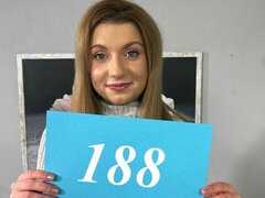 Boquete, Transar de quatro, Lambendo, Raspar depilar, Tatuagem, Tetas