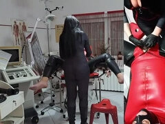 Extreem, Dominante vrouw, Fetisj, Duits, Hardcore, Vernedering, Latex, Naald