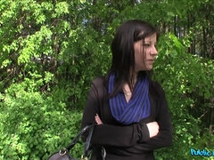 Amatør, Pik sutte, Utro, Håndjob, Udendørs, Pov, Offentlig, Teenager