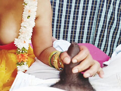 Sucer une bite, Conversation vulgaire, Indienne, Seins naturels, Chatte, Serré