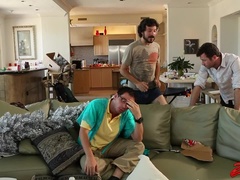 Pijpbeurt, Sperma shot, Sperma in gezicht, Gezin, Harig, Handbeurt, Hardcore, Kut duiken