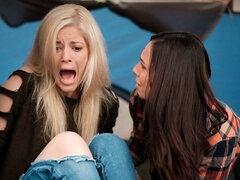 Arsch, Blondine, Fingern, Küssen, Lesbisch, Lecken, Masturbation, Jungendliche (18+)