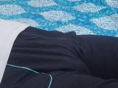 Amateur, Sucer une bite, Couple, Poilue, Branlette thaïlandaise, Femme au foyer, Chatte, Épouse