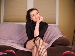 Faciale, Gothique, Jarretelles