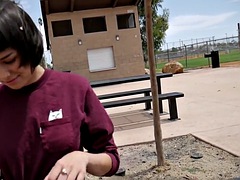 Jalat, Fetissi, Jalkafetissi, Julkinen