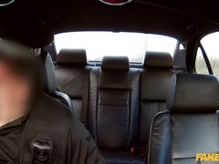 Amatör, Anal, Röv slick, Bil, Fingering, Fitta, Rimjobb, Uniform