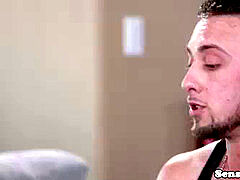 Anal, Chambre à dormir, Embrassement, Transsexuelle