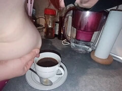 BREASTFEEDING IN THE KITCHEN. CAFE CON LECHE - PART 1