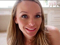 Přichyceni, Milf žcbp