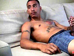 Tir de sperme, Homosexuelle, Branlette thaïlandaise, Tatouage