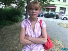 Amateur, Sucer une bite, Éjaculation interne, En levrette, De plein air, Pov, Public, Chatte