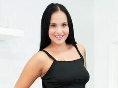 Tetas grandes, Mamada, Morena, Pajear, Sexo duro, Madres para coger, Afeitado, Tatuaje