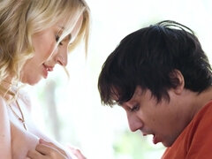 Store bryster, Blondine, Pik sutte, Sædskud, Hundestilling, Mor, Fisse, Spansk