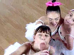 Kukk suging, Brunette, Gruppe, Fitte, Tenåring