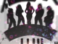 Asiáticoa, Peitos grandes, Loiroa, Morena, Sexo grupal a quatro, Latina, Mãe gostosa, Adolescente